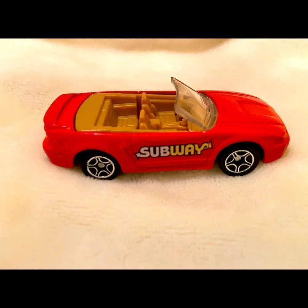 MATCHBOX SUBWAY FORD MUSTANG CONVERTIBLE MATTEL